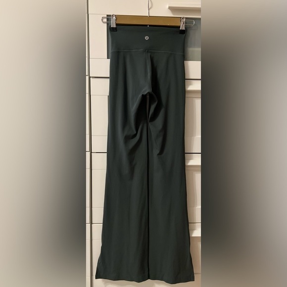 Lululemon Groove Super-High-Rise Split-Hem Flare Pant *Nulu - Picture 5 of 7